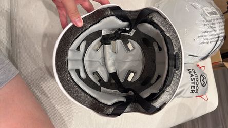 Snow helmet