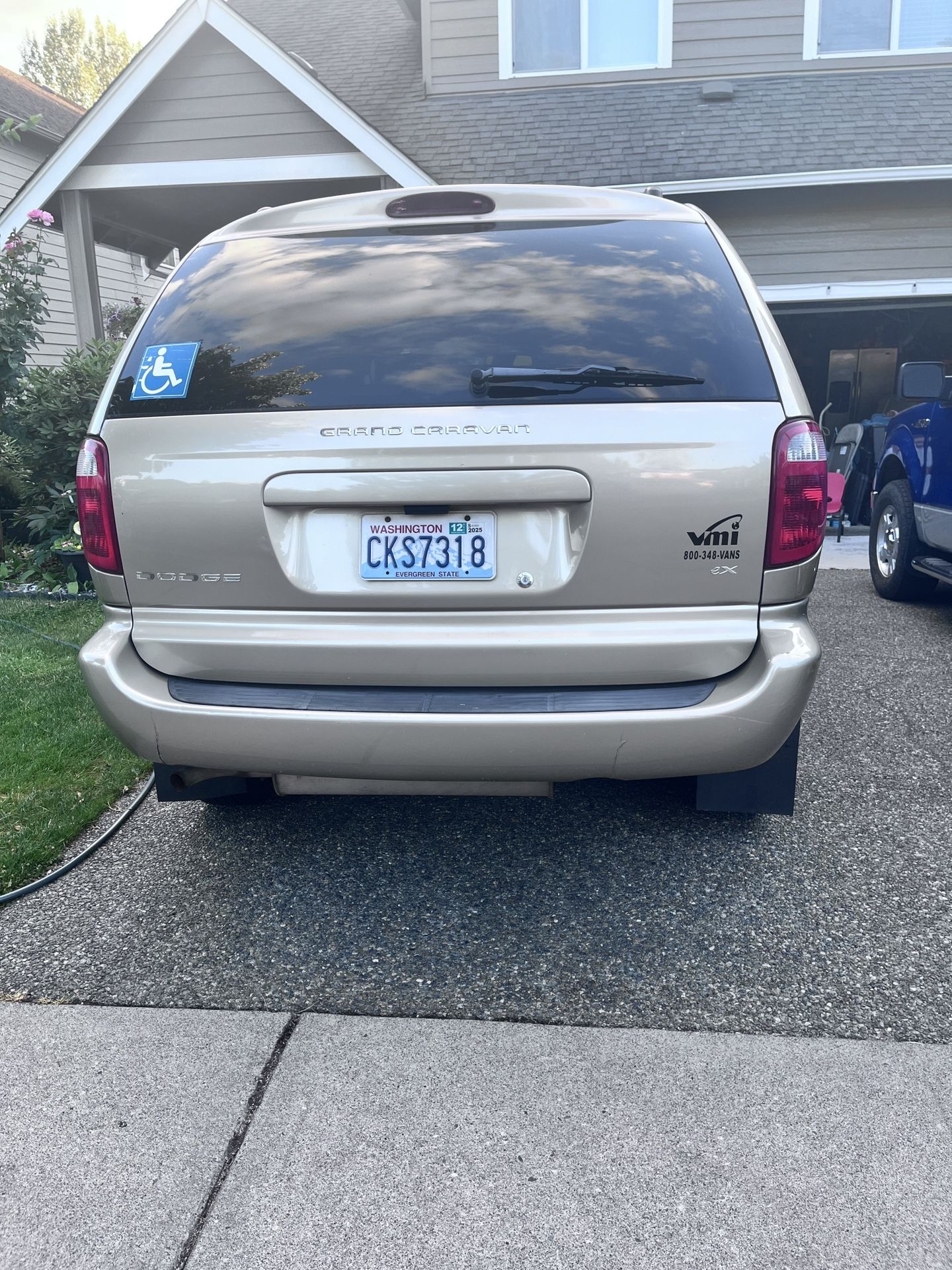 2003 Dodge Caravan