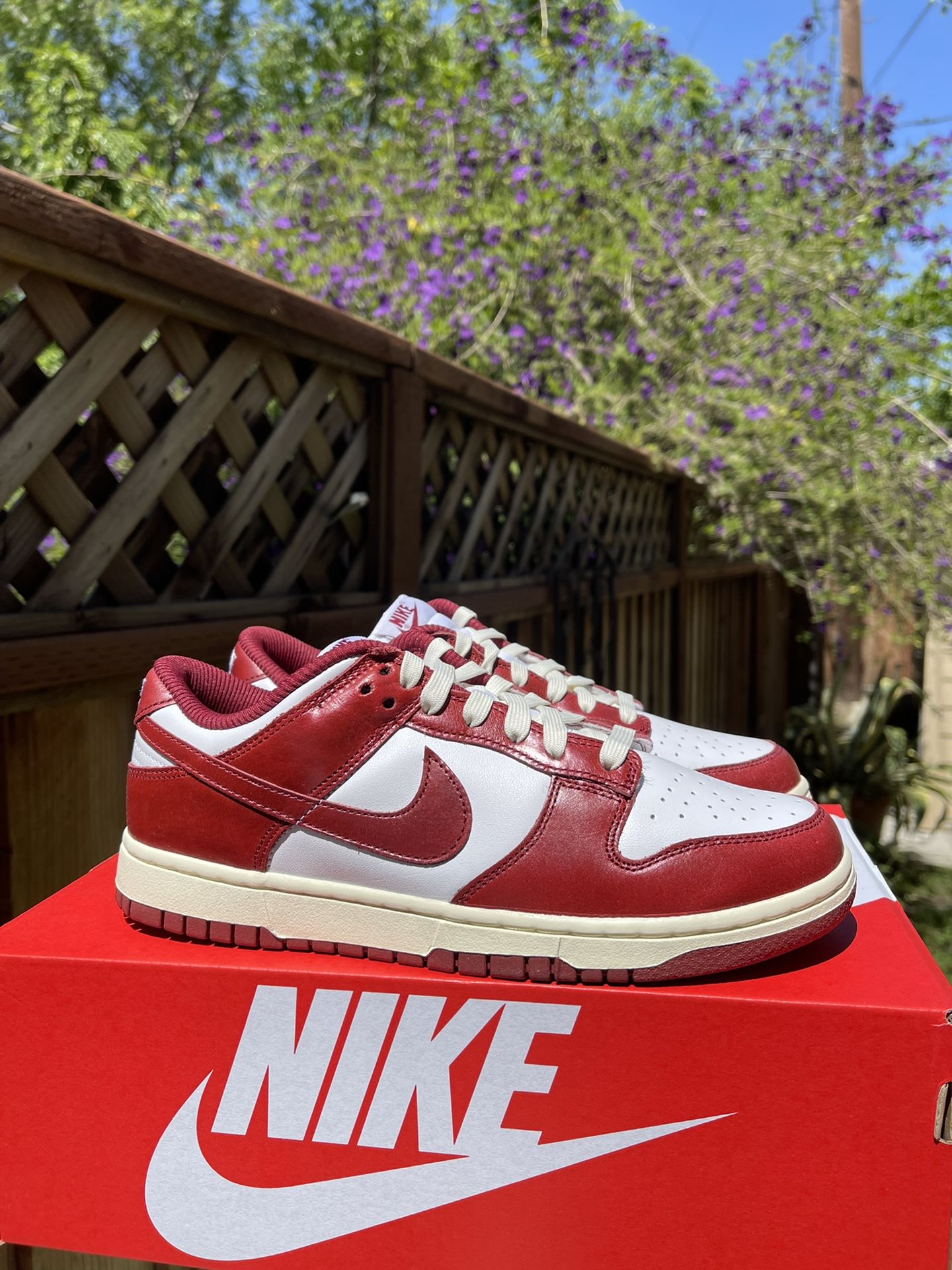 Nike Dunk Low PRM Team Red FJ4555-100 Womens Size 7 Vintage Off White