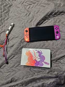 Switch oled Pokémon scarlet and violet edition
