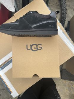Ugg New Sizes 2/3/4 