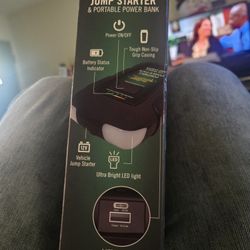 Battery Tender Vehicle Jump Srarter & Portable Power Bank 