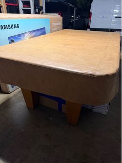 7 ft Pool table