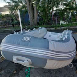 2022 West Marine RIB 310