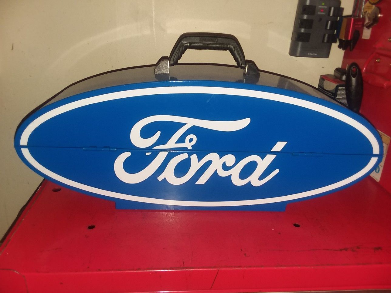 Ford GoBox F1000V
