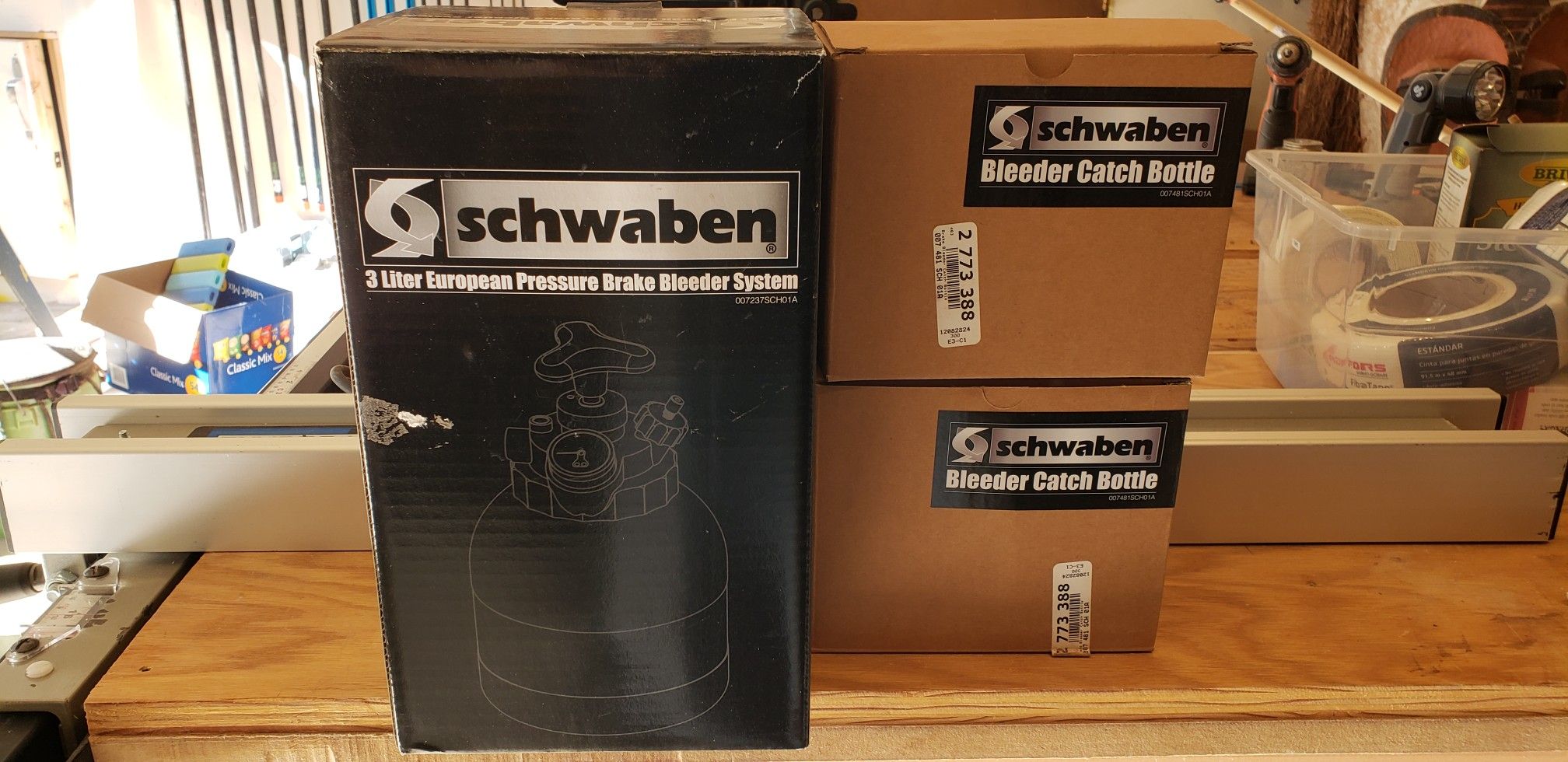 Schwaben 3 Liter Euro Style Pressure Brake Bleeder System with Bleeder Catch Bottles - Brakes