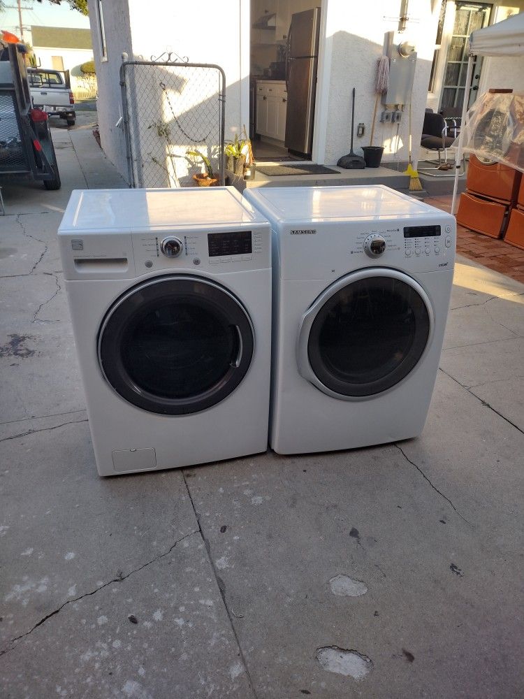 Washer And Gas Dryer 