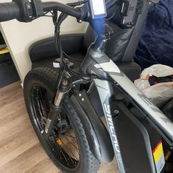 Like New Mountain Bike 
