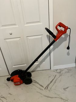 Black & Decker edger