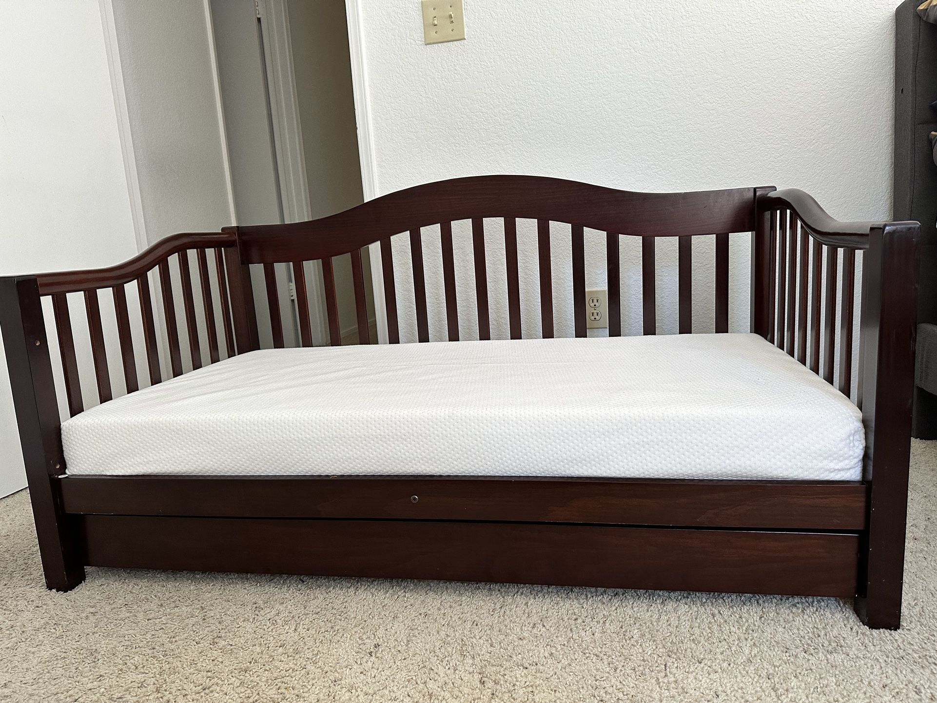 Toddler Day Bed  With Mattress (Dream On Me Toddler Day Bed In Espresso)