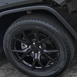 Jeep Cherokee  Laredo Dodge Durango 20” new srt style rims new tires set