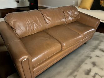 Comfy Emerson Leather Sofa