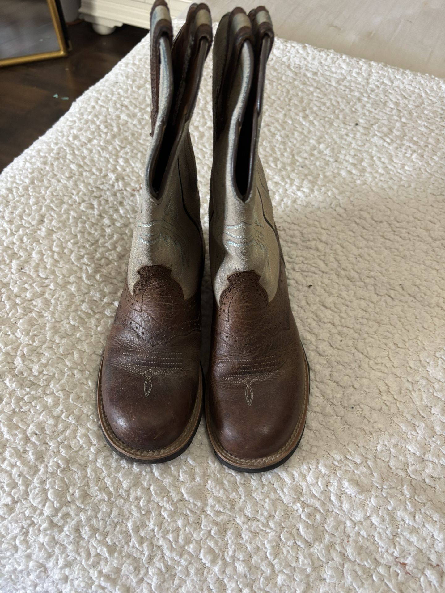 Ariat Boots 