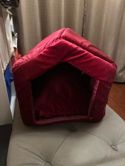 Red Velvet Pet House Bed