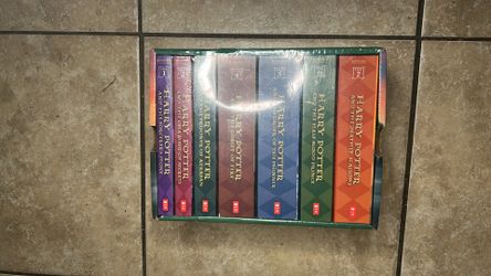 Schoolastic Set Harry Potter Series 