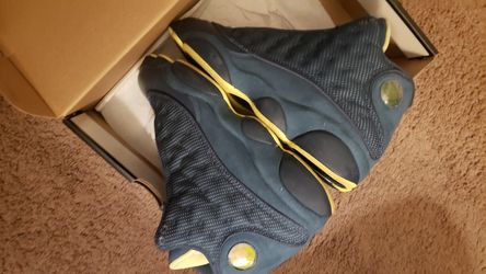 Air Jordan 13 'Squadron'
