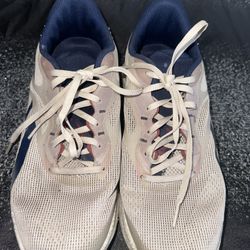 Women’s Reebok Shoes