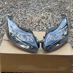 Ford Focus Headlights 