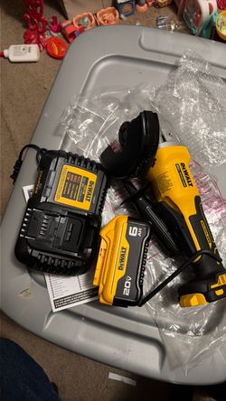 Grinder battery and charger