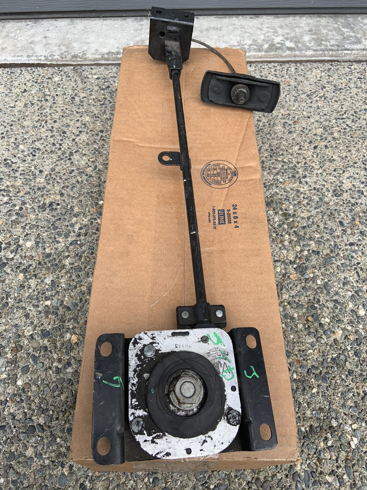 Sienna Spare Wheel Carrier and Steering Wheel