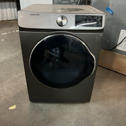 Samsung 24 Inch Compact Electric Dryer 240 V