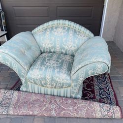 Big Cushion  Chair