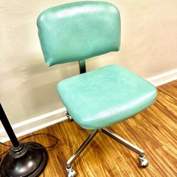 Dental / Medical Clinician Chair