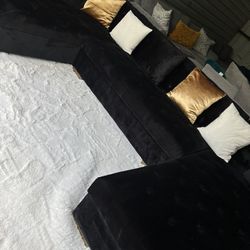 Nice Black U Sectional Sofa 