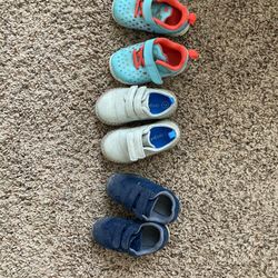 Kids Shoes Size 7