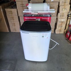 Frigidaire 14,000 BTU Portable Air Conditioner 