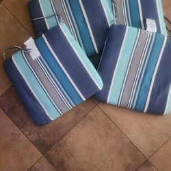  Chairs Seat Cushions 