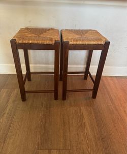 Bar Stool with Rattan Seat (set of 2)