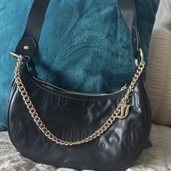 Juicy Couture Purse with gold chain