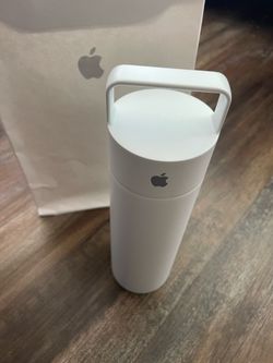 Apple Park Exclusive 22OZ Water Bottle