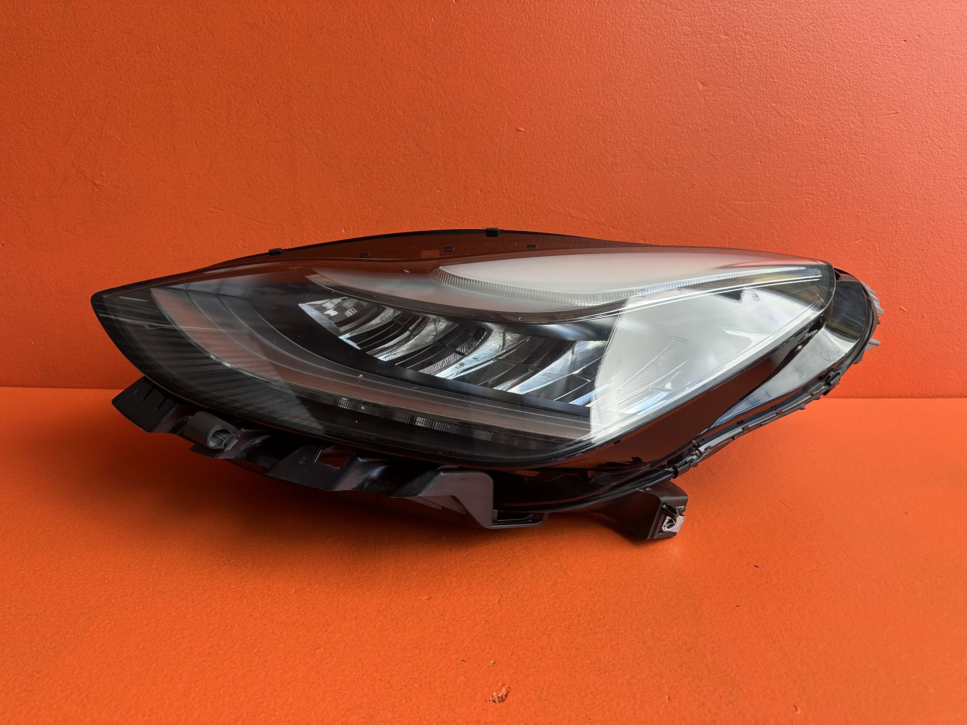 TESLA MODEL Y 3 HEADLIGHT LEFT DRIVER 2017 2018 2019 2020 LED 1077371-00-I OEM