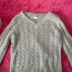 Hollister Sweater Size Medium