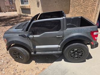 Kids ride on ford raptor