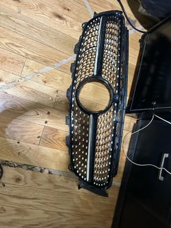 2017 Mercedes Benz e300 grille