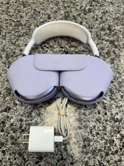 Purple Apple AirPod max A3184