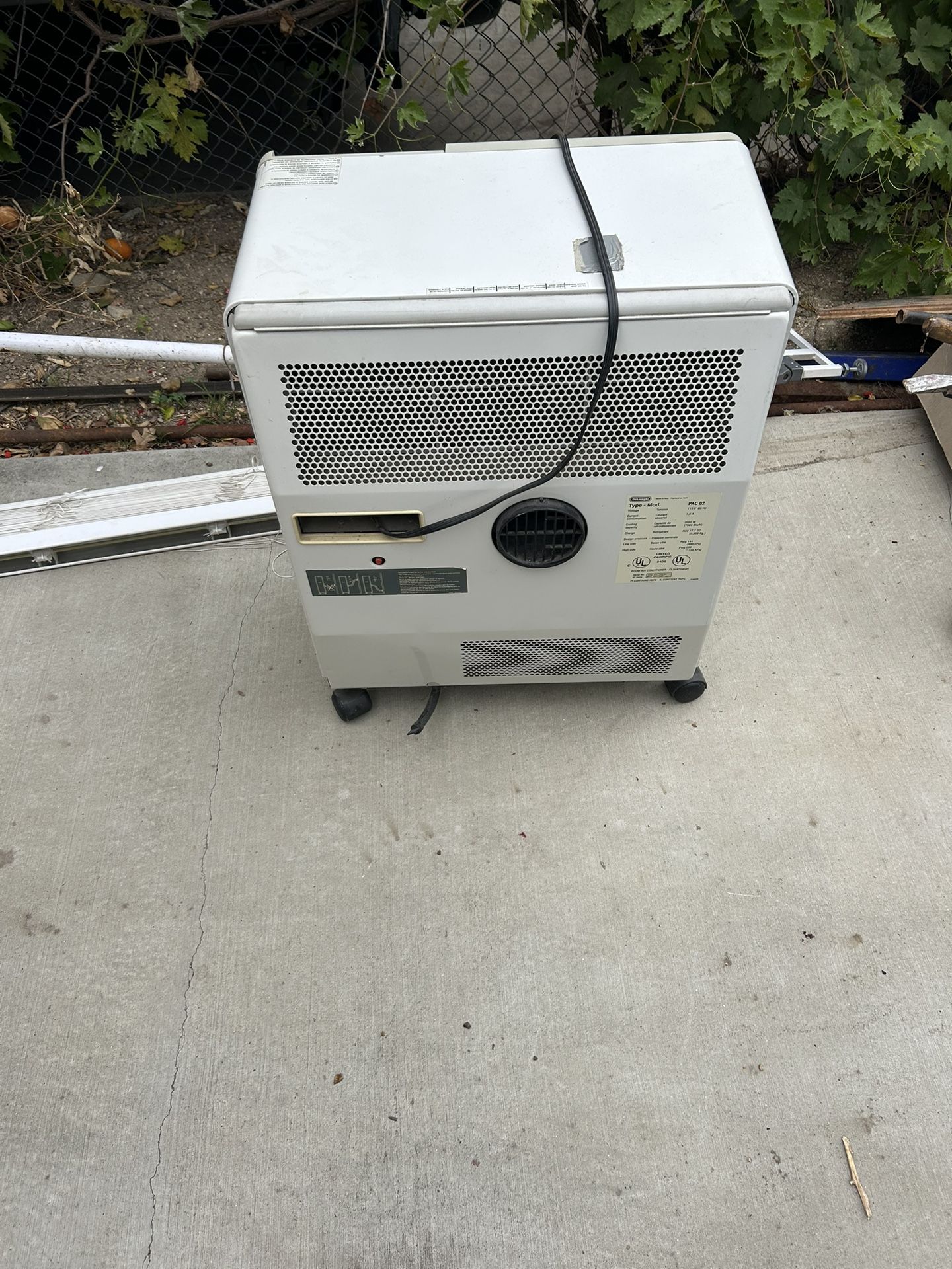 De'Longhi Pinguino portable air conditioner