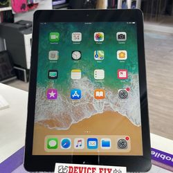 Great Condition Apple Ipad Air Unlocked, 9.7 inch Screen, Comes With Charging Cable 
