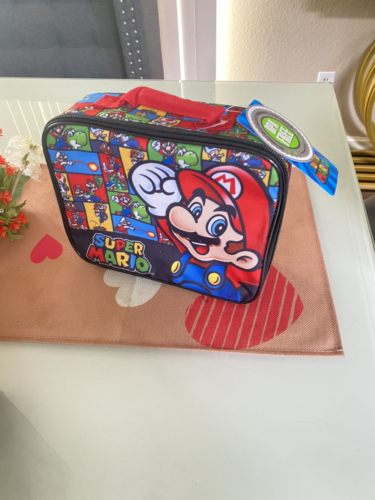 Super Mario Lunchpale