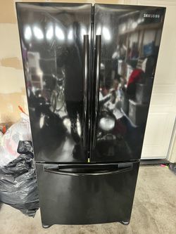 Refridgerator