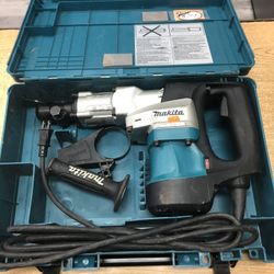 Makita HR4041C 1-9/16" Rotary Hammer, accepts Spline bits .....