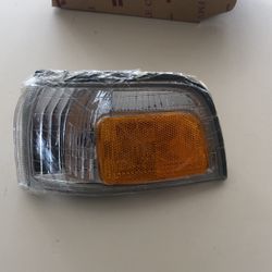 Honda Accord 1986 To 2002 Park Side Marker Lamp Driver Side Assembly #18
