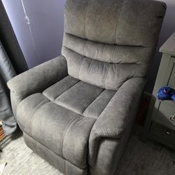 Thomasville Fabric Power Swivel Glide Recliner  - Chair