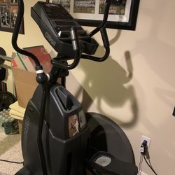 Horizon Elliptical 