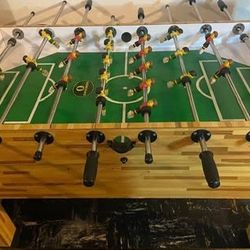 Oregon Ducks Foosball Table