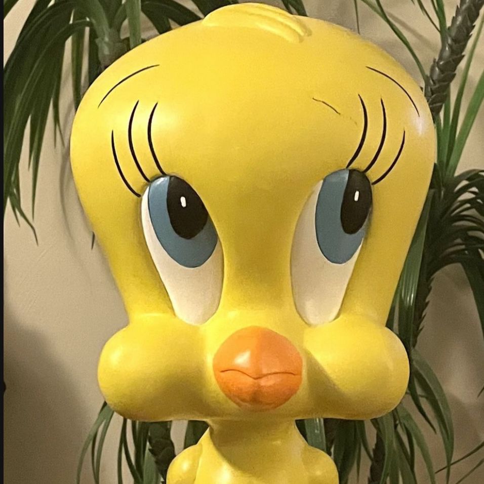 1996 Warner Brothers TWEETY BIRD Life Size Statue 