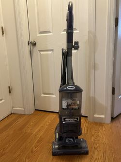 Shark (Navigator) Vacuum